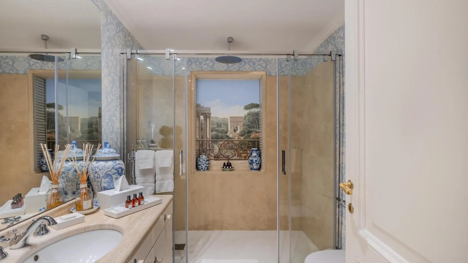 Colonna Traiana - Luxury Experience With Iconic Views Apartment Rome 0*,  Italy